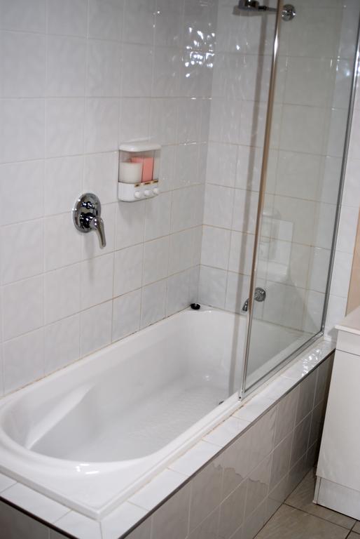 Melton Motor Inn And Apartments Номер фото